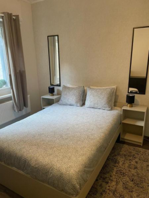 Modern apartment with garden in Antwerp, 15min from City center